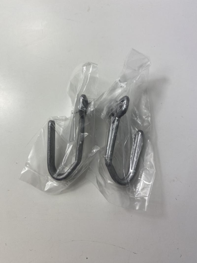 REPRODUCTION WW2 GERMAN TUNIC BELT HOOKS