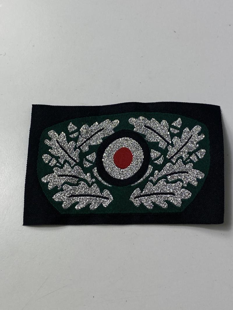 REPRODUCTION WW2 GERMAN BEVO CAP WREATH AND COCKADE