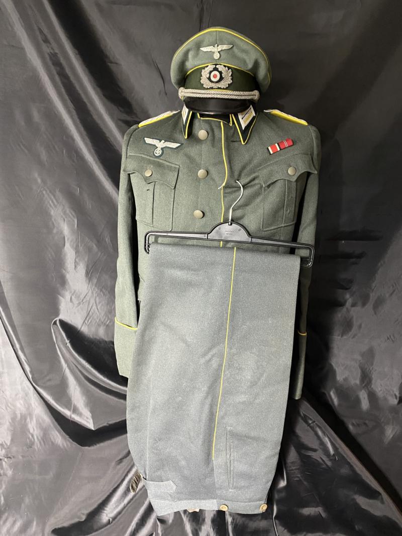 WW2 GERMAN CROSS IN SILVER HOLDER MAJOR HANS MAYR PANZERKORPS-NACHRICHTEN-ABTEILUNG 446 UNIFORM SET (NAMED)
