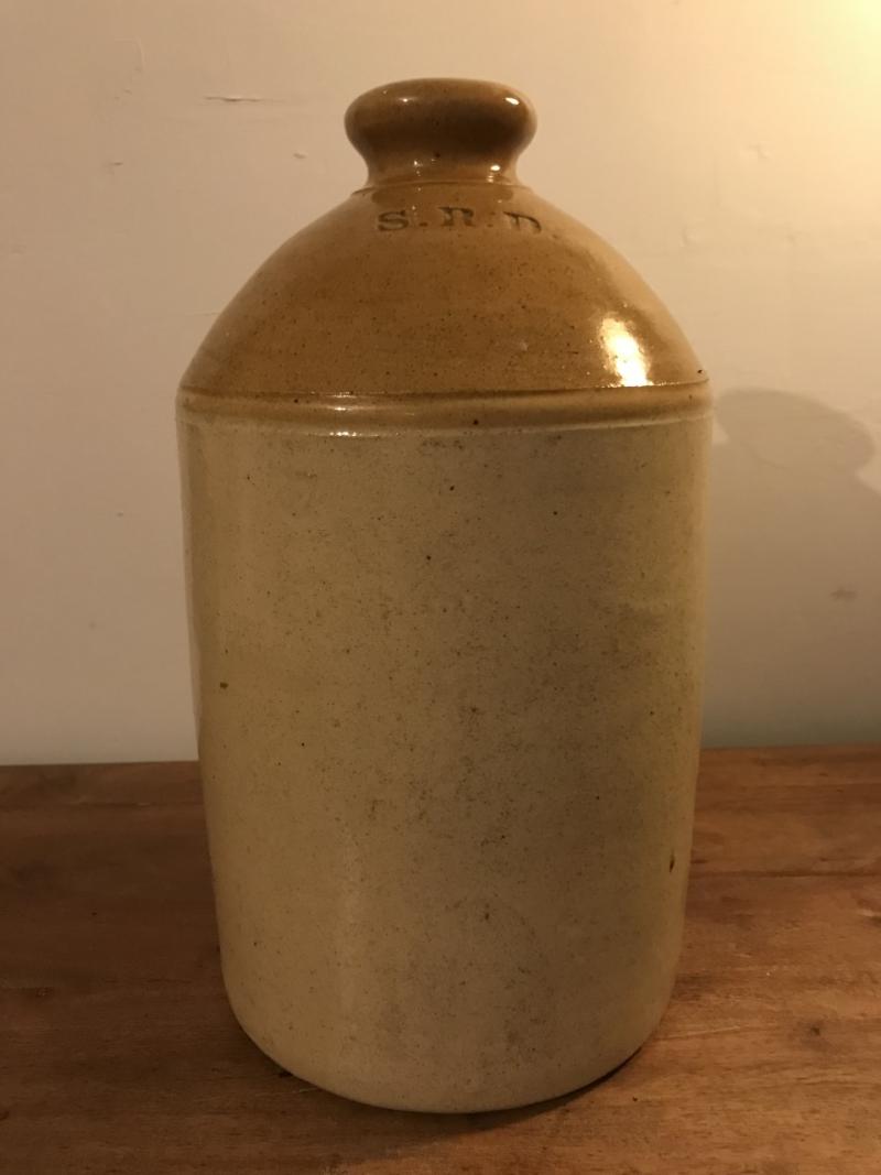 WW2 BRITISH RUM JAR