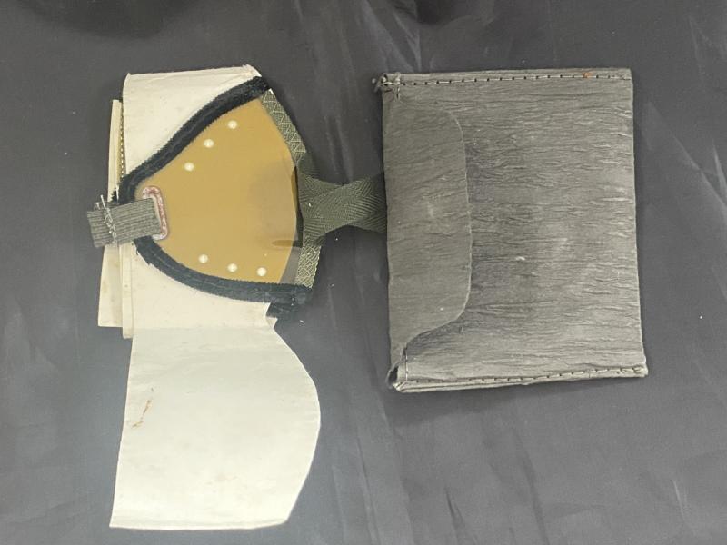 WW2 GERMAN DUST GOGGLES IN ORIGINAL PACKAGING