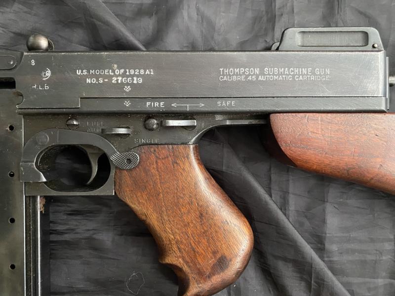 DEACTIVATED THOMPSON M1928A1 SMG (MATCHING) (UK DEACTIVATION)