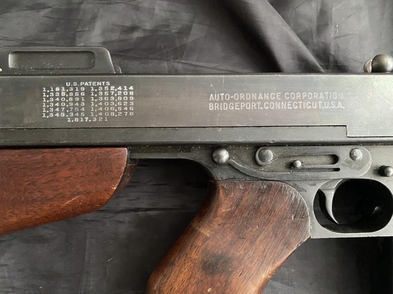 DEACTIVATED THOMPSON M1928A1 SMG (MATCHING) (UK DEACTIVATION)