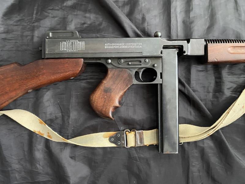 DEACTIVATED THOMPSON M1928A1 SMG (MATCHING) (UK DEACTIVATION)