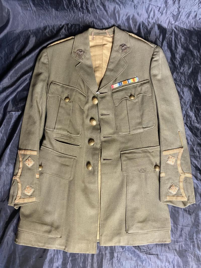 WW1 QUEENS REGIMENT TERRITORIALS LIEUTENANT CUFF RANK TUNIC WITH WOUND BAR