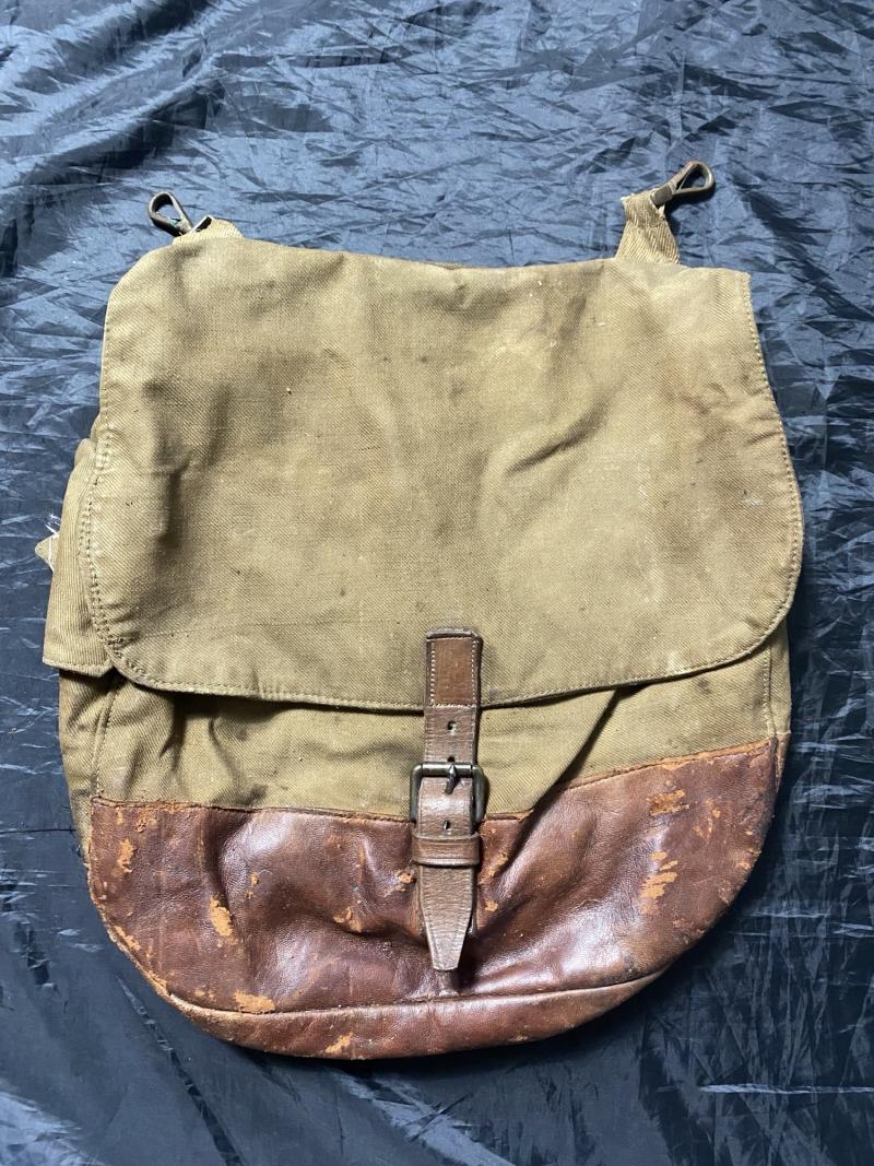 WW1 BRITISH MADE OFFICERS MUSETTE BAG FOR U.S. FORCES