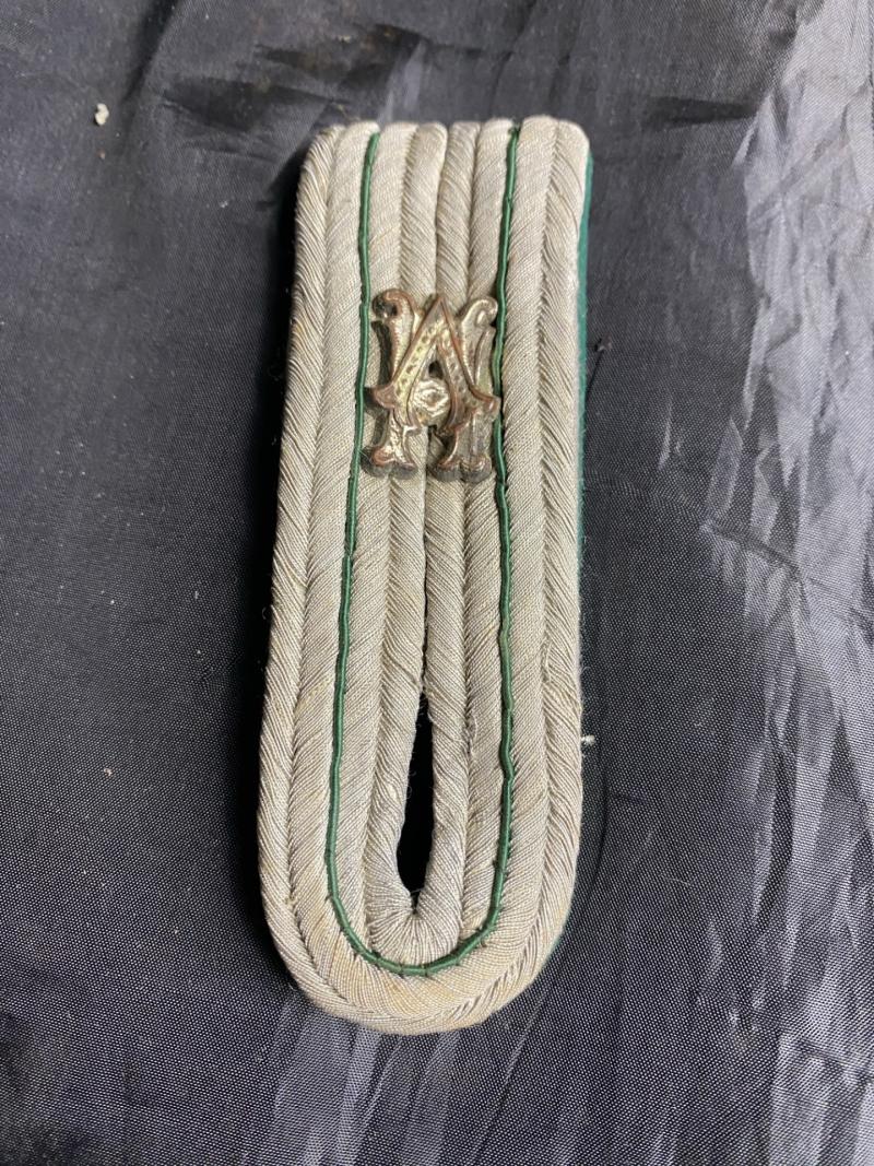 WW2 GERMAN ADMINASTRATION OFFICIALS SHOULDER BOARD