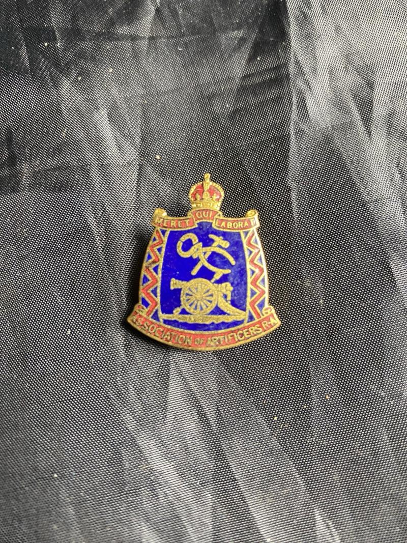 ASSOCIATION OF ARTIFICERS ROYAL ARTILLERY BADGE