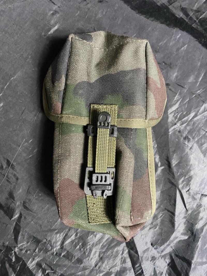M4/ M16 MAGAZINE POUCH