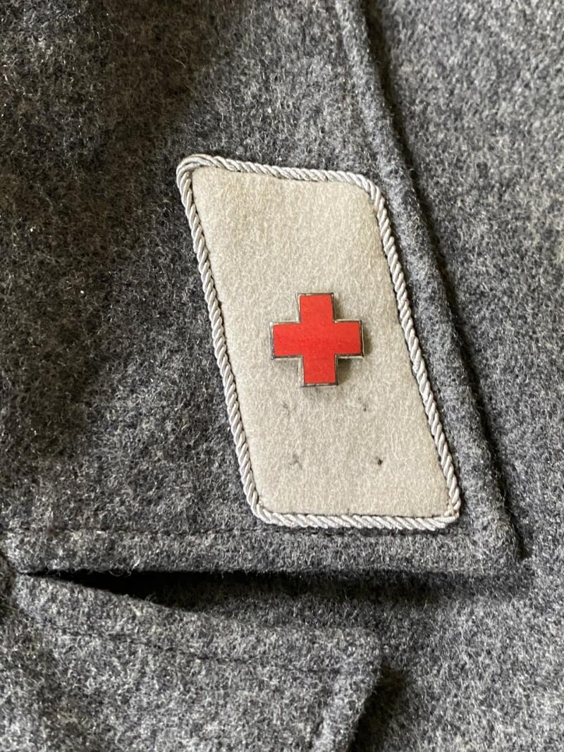 GERMAN DRK UNIFORM SET (DEUTSCHES ROTES KREUZ)