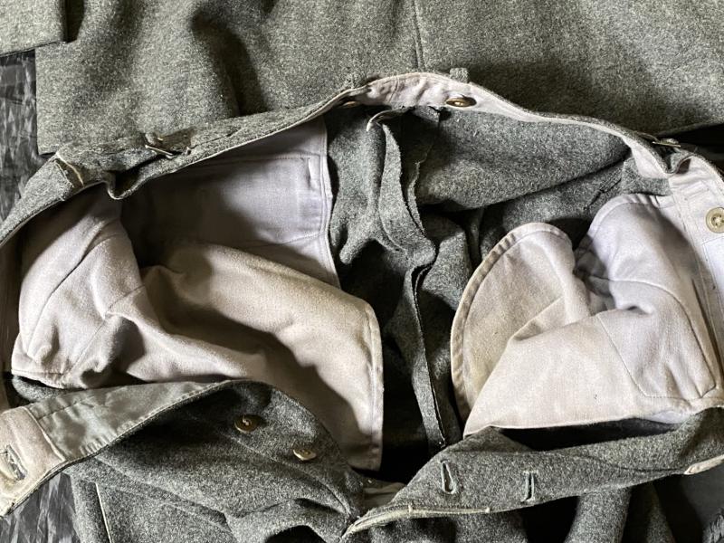 GERMAN DRK UNIFORM SET (DEUTSCHES ROTES KREUZ)