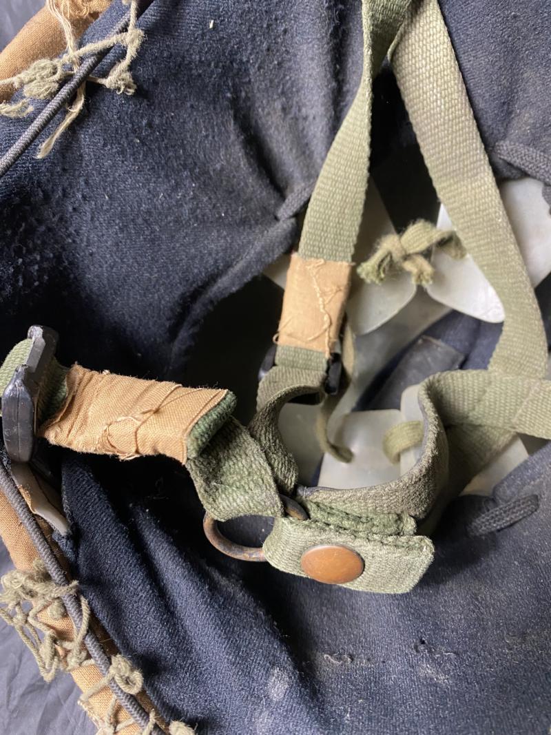 BRITISH ARMY M76 PARATROOPER HELMET