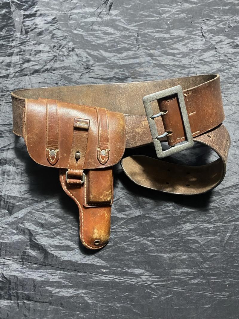 WW2 GERMAN LUFTWAFFE 37M HOLSTER AND BELT