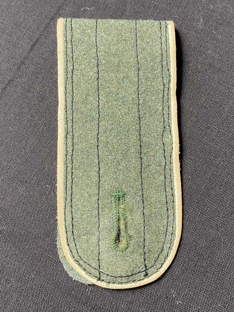 WW2 GERMAN INFANTRY SHOULDER BOARD
