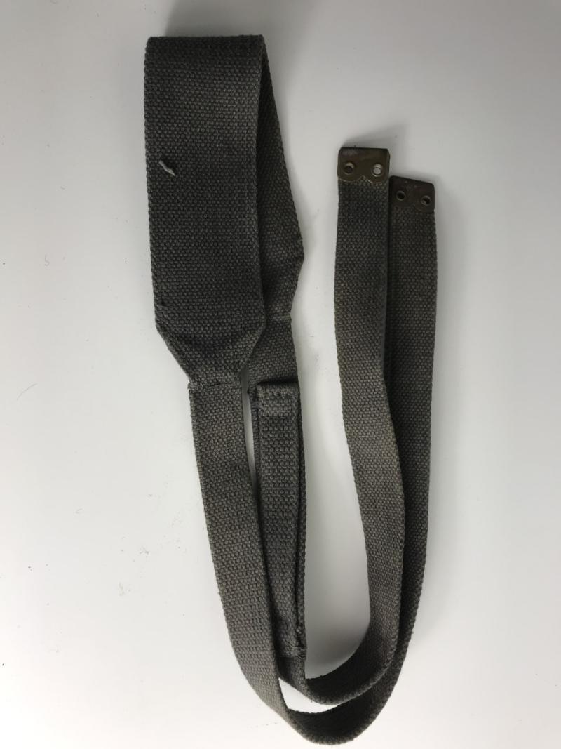 BRITISH DARK CROSS STRAP