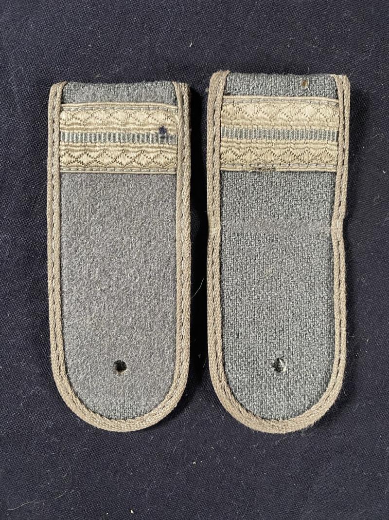 EAST GERMAN NVA/DDR SHOULDER BOARDS
