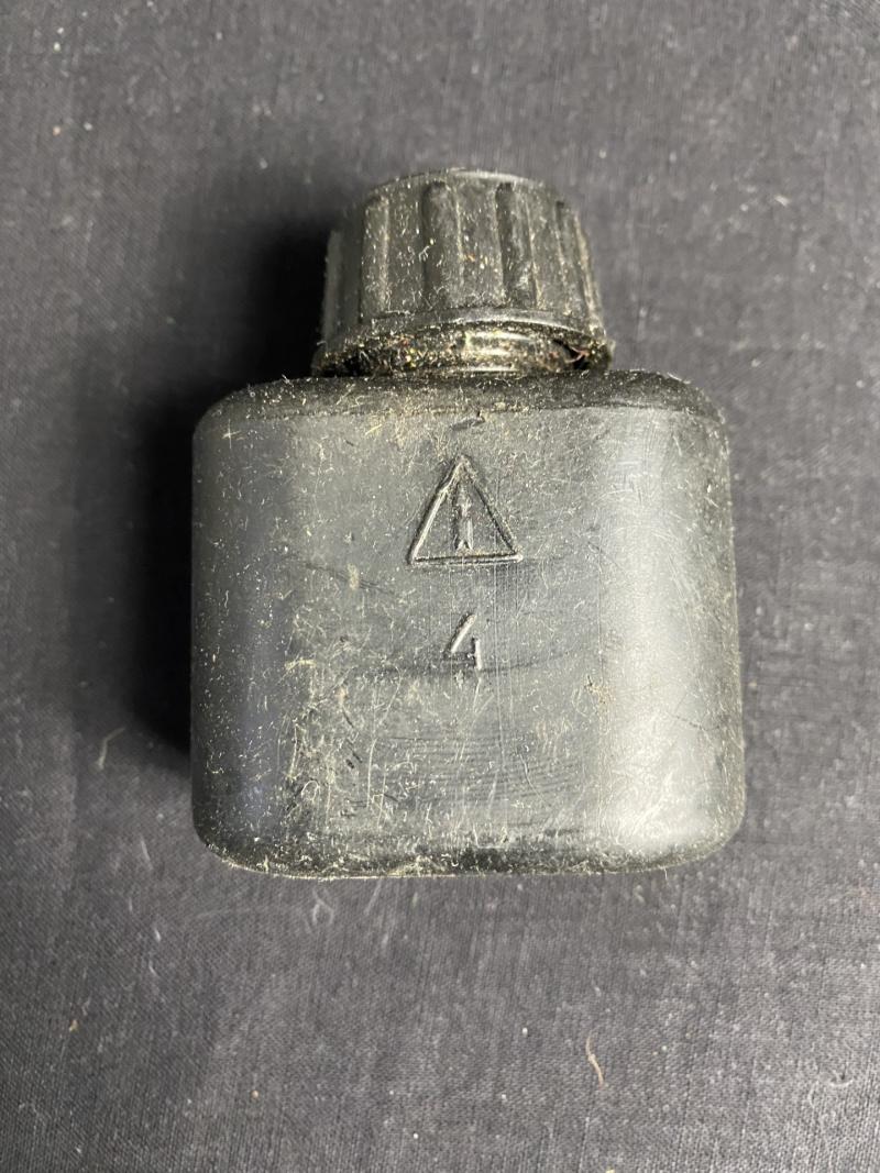 AK OIL BOTTLE