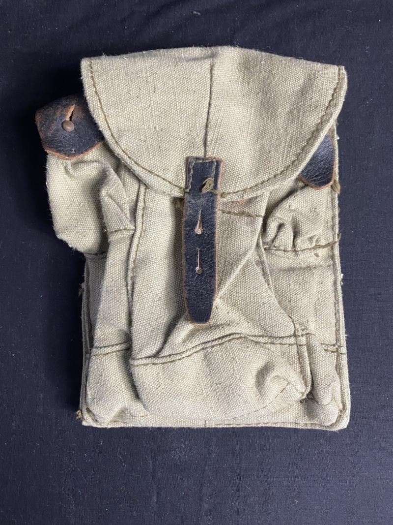 AK MAGAZINE POUCH
