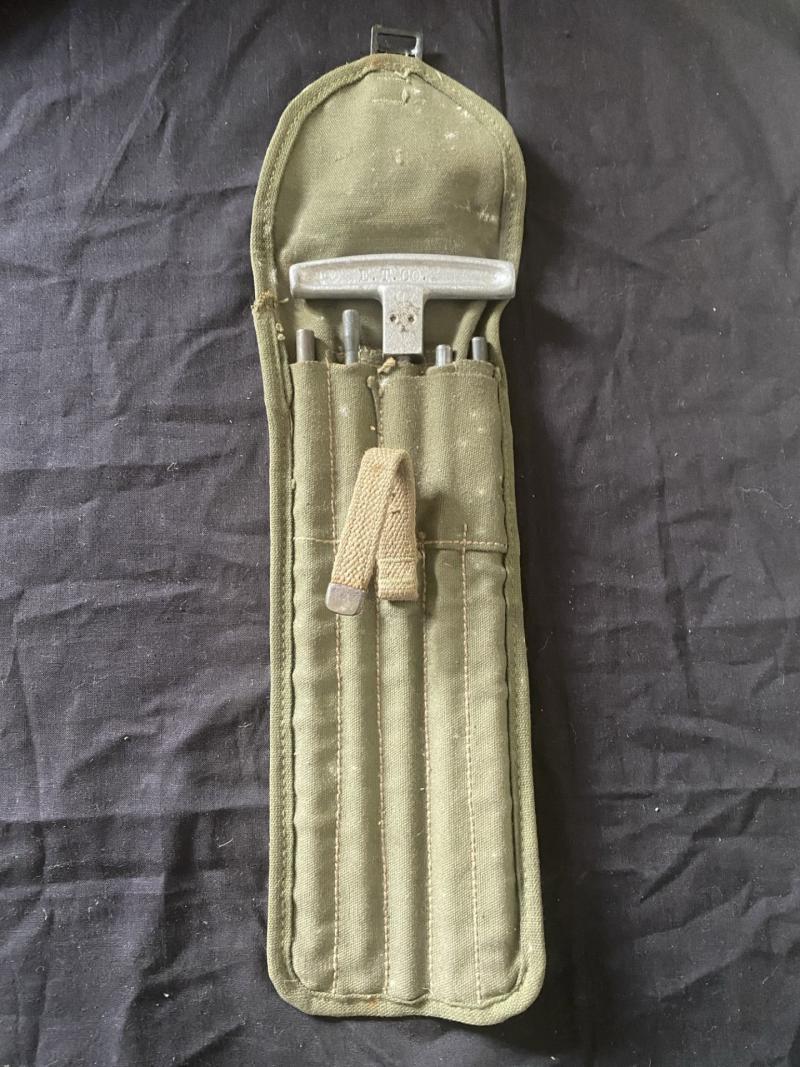 WW2 U.S. .50CAL CLEANING ROD IN POUCH