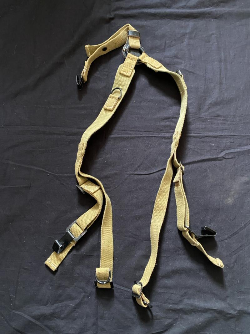 REPRODUCTION WW2 GERMAN DAK Y-STRAPS
