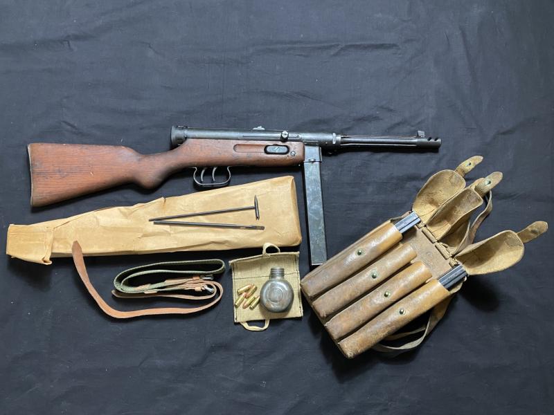 DEACTIVATED BERETTA MOD 38/44 M38 SMG WITH ACCESSORIES (NEW EU DEACTIVATION)