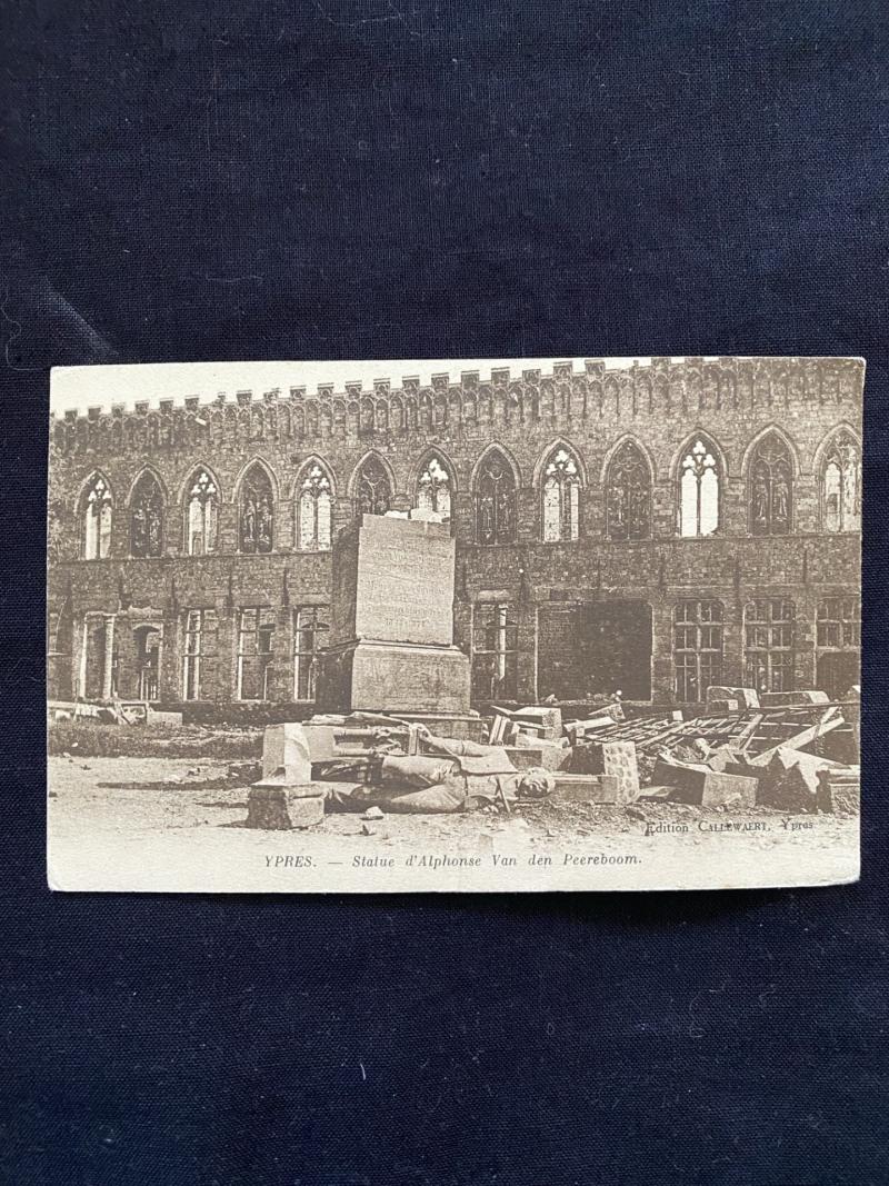 YPRES- STATUE D'ALPHONSE VAN DEN PEEREBOOM POSTCARD