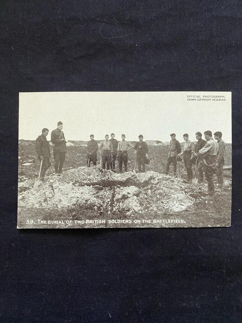 THE BURIAL OF TWO BRITISH SOLDIERS ON THE BATTLEFIELD POSTCARD
