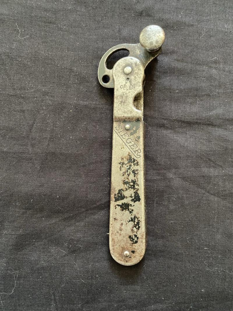 WW2 GERMAN CAN OPENER (SIEGER)