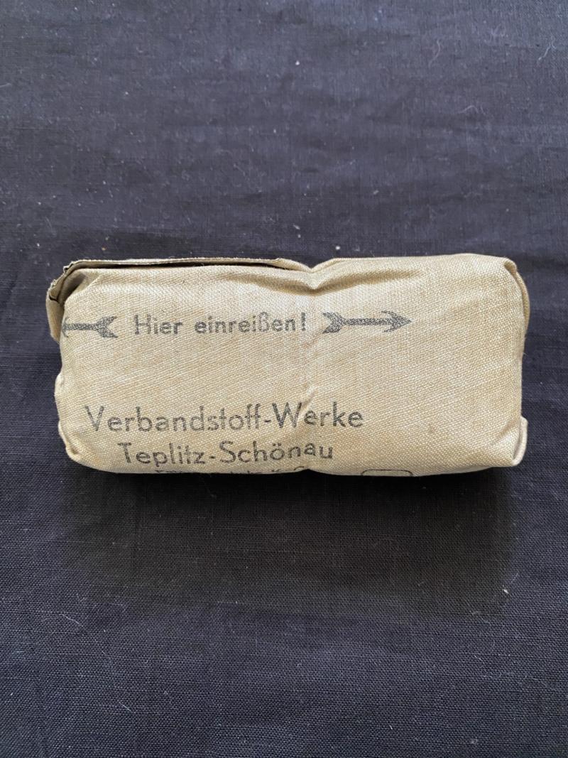 WW2 GERMAN FIRST AID BANDAGE