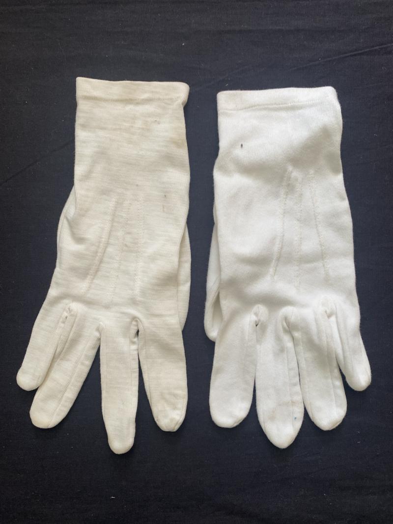 WW2 USMC PARADE GLOVES (MALONEY)