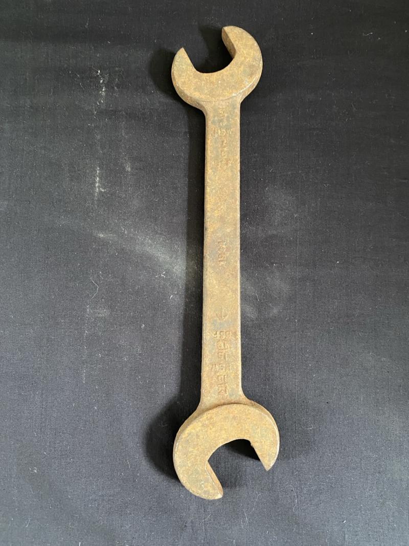 1944 DATED BRITISH 3/4 SPANNER