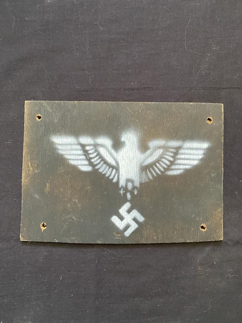 REPRODUCTION WW2 GERMAN WOODEN EAGLE