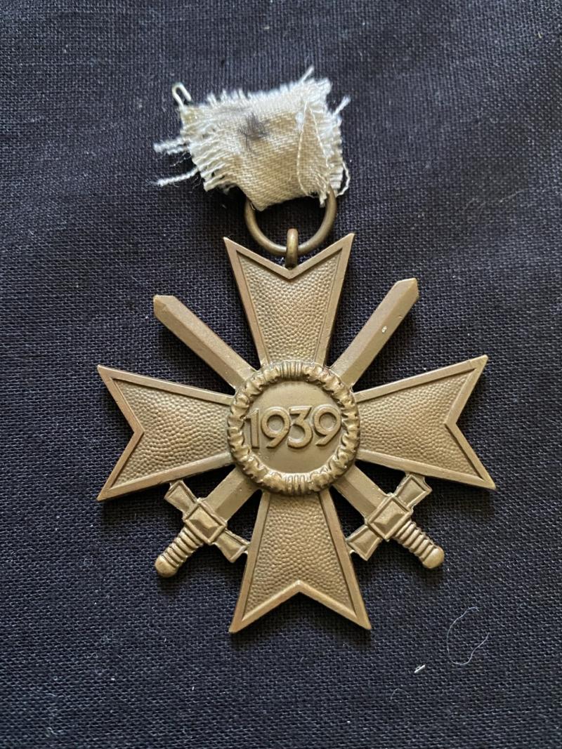 REPRODUCTION WW2 GERMAN WAR MERIT WITH SWORDS
