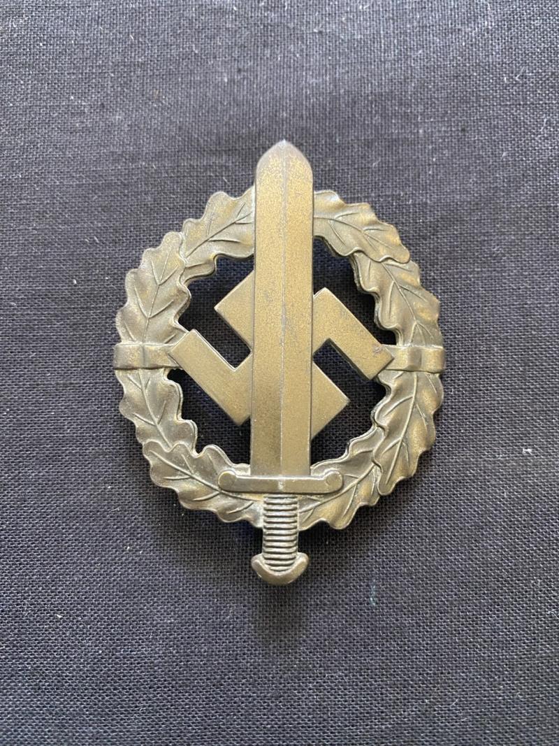 WW2 GERMAN SA SPORTS BADGE IN BRONZE