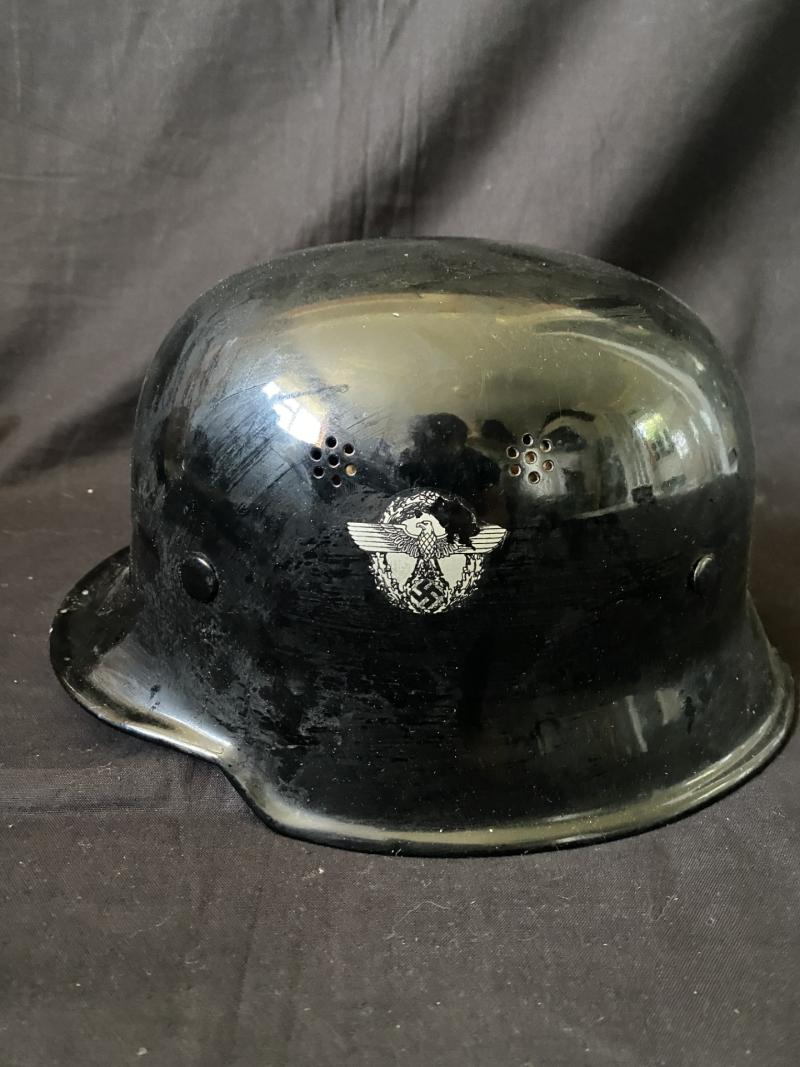 REPRODUCTION WW2 GERMAN FIRE FIGHTERS HELMET