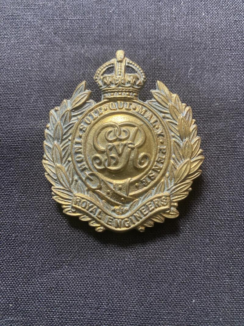 ROYAL ENGINEERS CAP BADGE