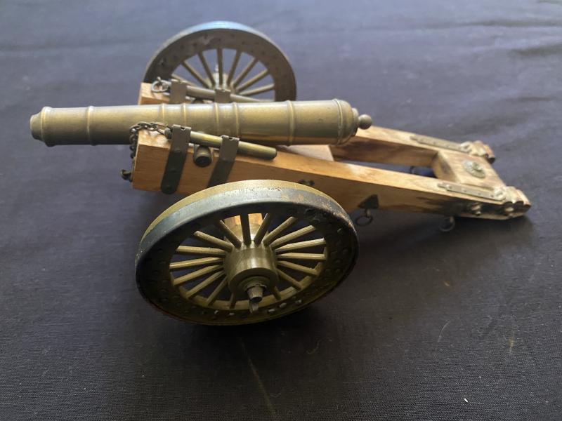 MINIATURE CANNON