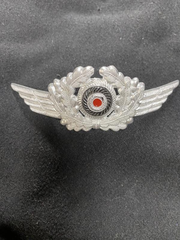 WW2 GERMAN LUFTWAFFE ALUMINIUM WREATH AND COCKADE