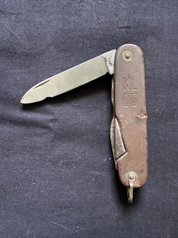 DUTCH 1966 AMEFA BROWN POCKET KNIFE