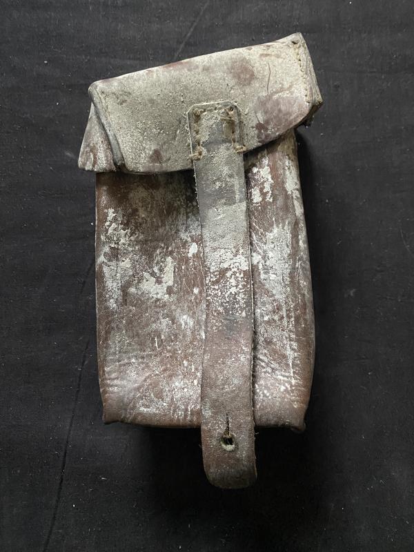 ZB26-30 LEATHER MAGAZINE POUCH