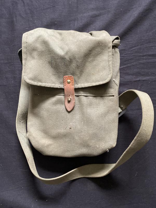 AK MAGAZINE POUCH