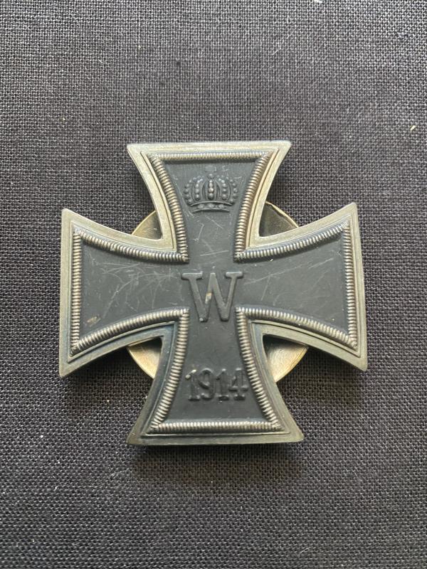 REPRODUCTION WW1 GERMAN IRON CROSS 1ST CLASS SCREW BACK