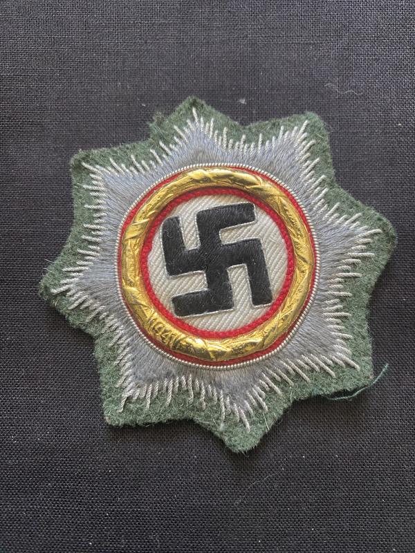 REPRODUCTION WW2 GERMAN ARMY/WAFFEN-SS GERMAN CROSS (DEUTSCHE KREUZ) IN GOLD