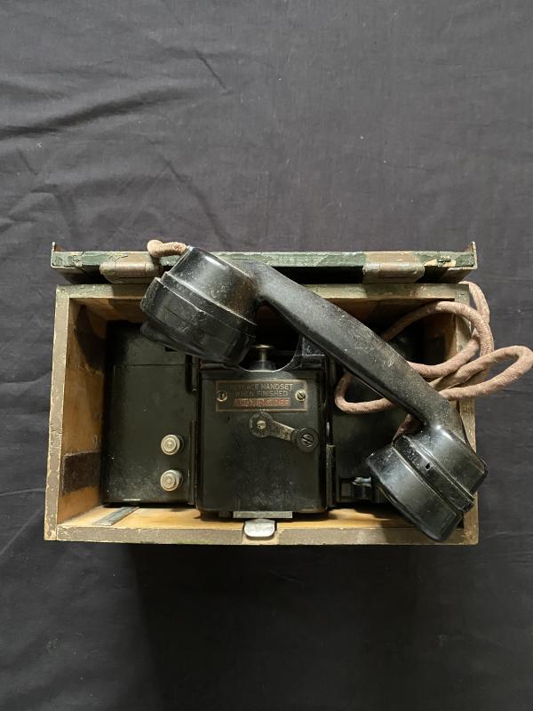 WW2 BRITISH FIELD TELEPHONE SET 