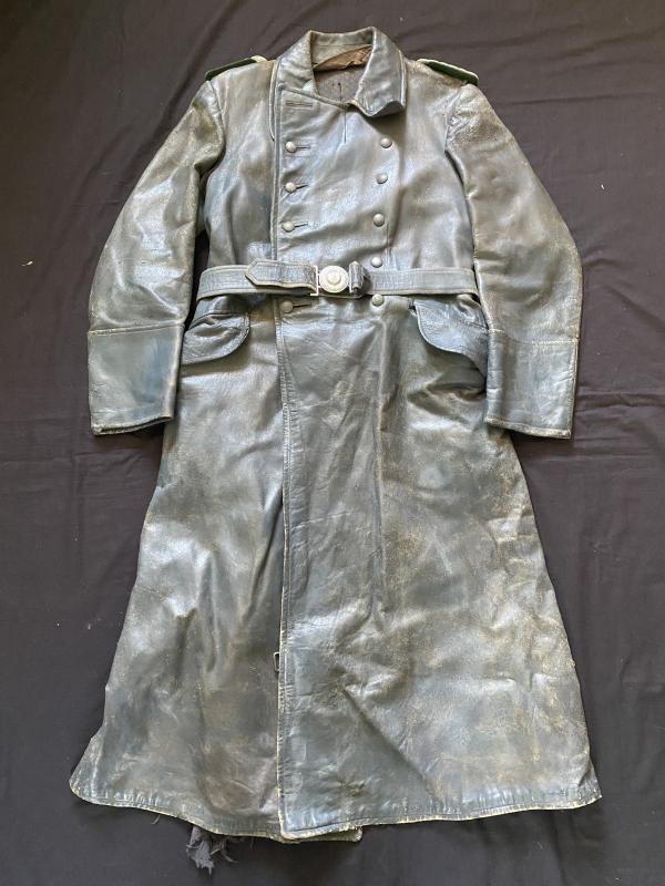 WW2 GERMAN LEATHER OFFICER'S COAT