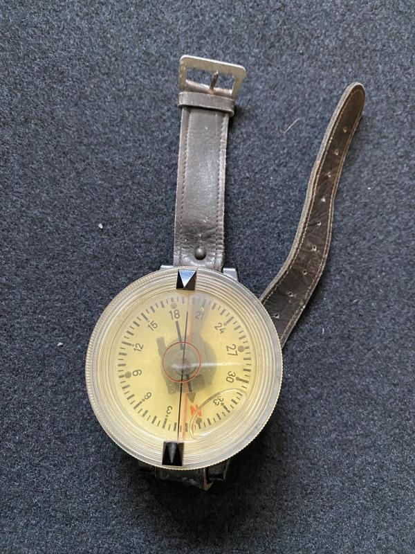 WW2 GERMAN LUFTWAFFE AK39 WRIST COMPASS
