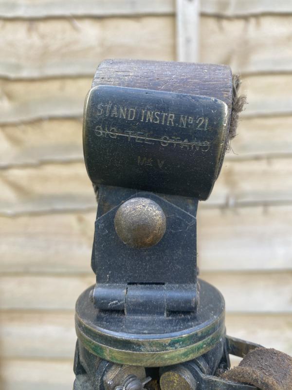 WW2 CANADIAN MADE STAND INSTRUMENTS NO.21 MK.V TRIPOD