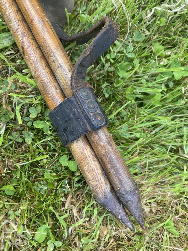 WW2 CANADIAN MADE STAND INSTRUMENTS NO.21 MK.V TRIPOD