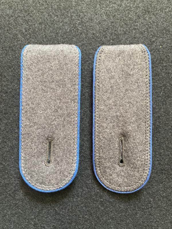 REPRODUCTION WW2 GERMAN SHOULDER BOARDS