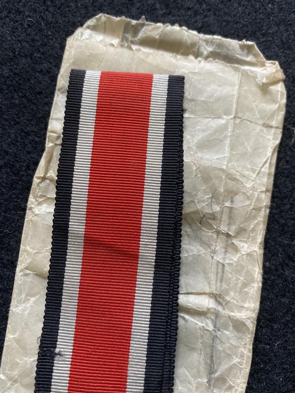 WW2 GERMAN IRON CROSS 2ND CLASS IN PACKET